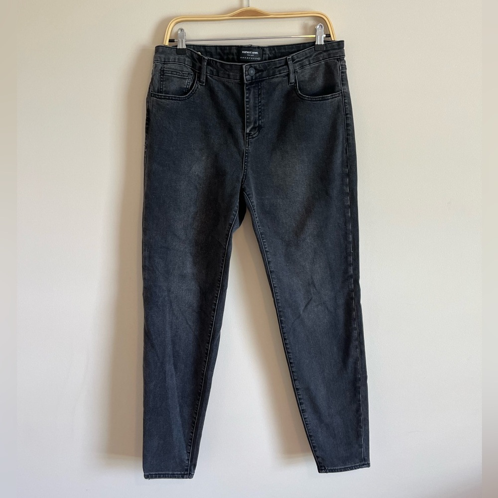 Earnest Sewn New York Black Natasha Mid Rise Skinny Jeans- Size 32